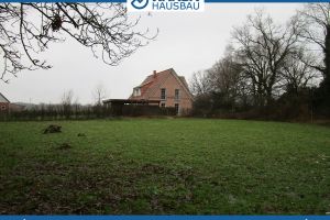 Baugrundstück im alten Dorfkern von Hoope